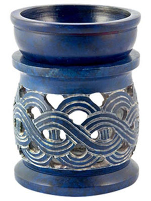 *Celtic Knot Carved Oil & Resin Burner in Blue - 3"x3"x4"